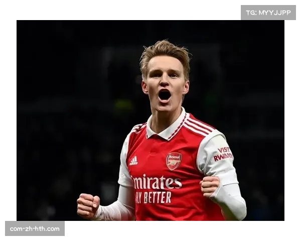 挪威哈兰德厄德高连线 高中锋战术与快速转换的博弈